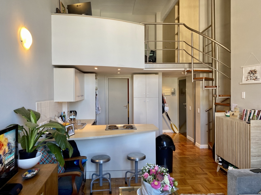 1 Bedroom Property for Sale in Cape Town City Centre Western Cape